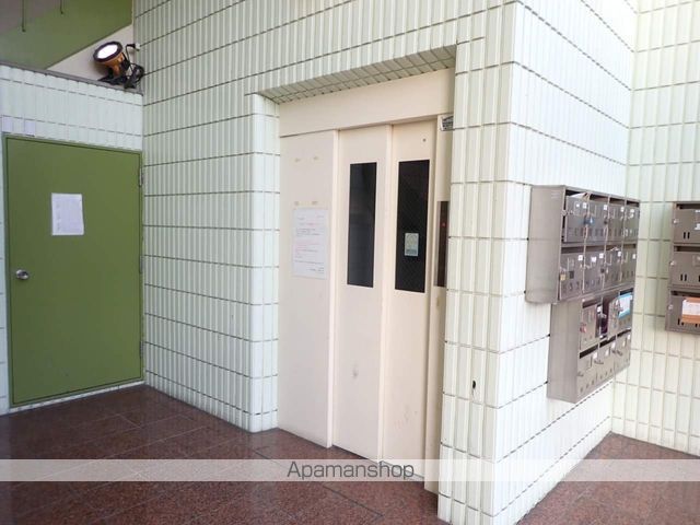 グリーンプラザの玄関写真