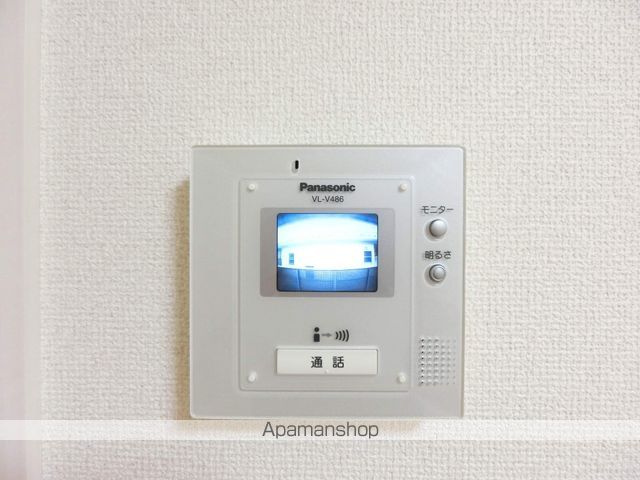 グリーンコート貝塚3号館の内装写真