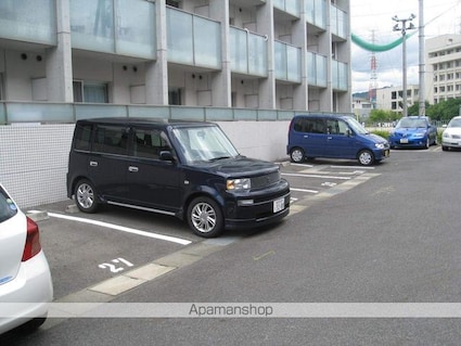 ＲａｃｏｏｎＤ３[1K/29m2]の駐車場3