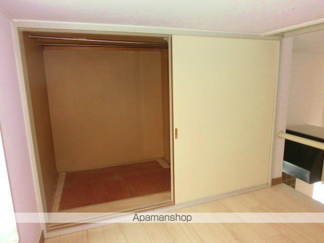 メゾネ山の手の内装写真