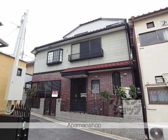 京阪電気鉄道京阪線 伏見稲荷駅 徒歩3分 3階建 築33年の外観写真