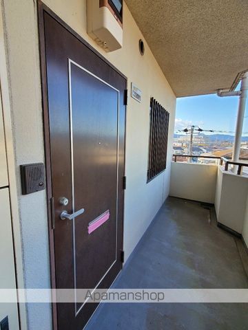 プレエステート長田の玄関写真