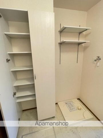 パインフラットの内装写真