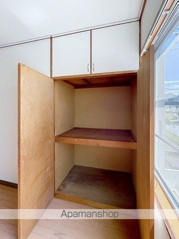 ハイツこやま峰 2号棟の内装写真