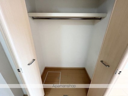 フラン・ジェルメ[1R/32.9m2]の収納