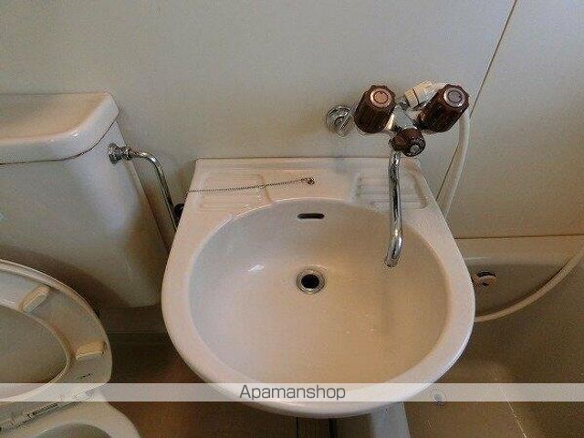 鶴巻フラットの内装写真