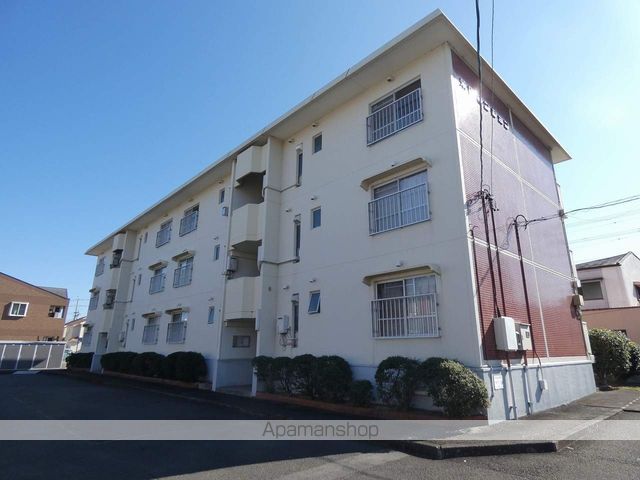 栄田マンションの外観写真