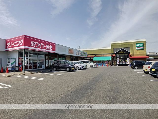アンプルール ブワ エトワルの周辺写真