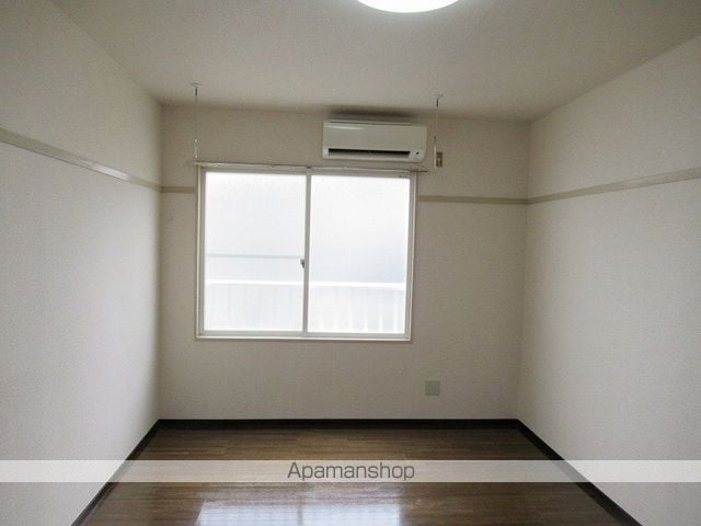 ホワイトコート前九年 Aの内装写真