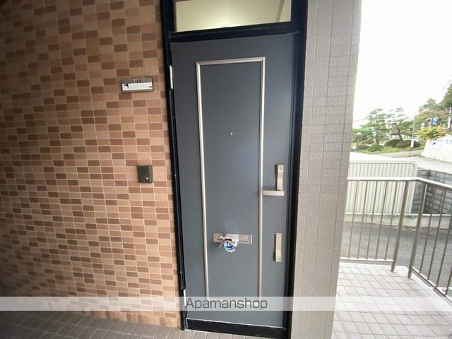 コーポ函館VIの玄関写真