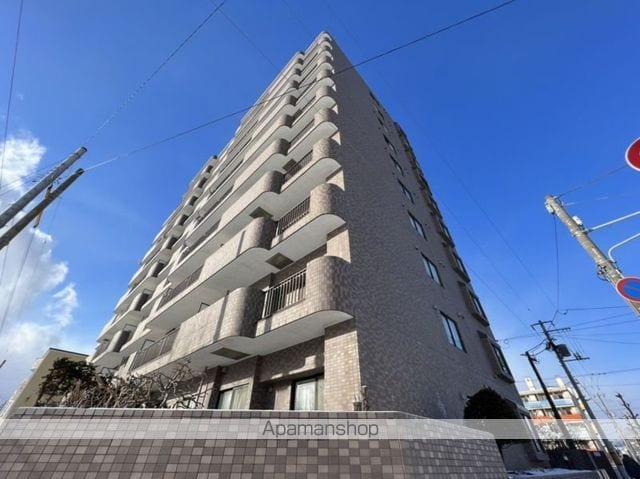 ライオンズマンション的場町の外観写真