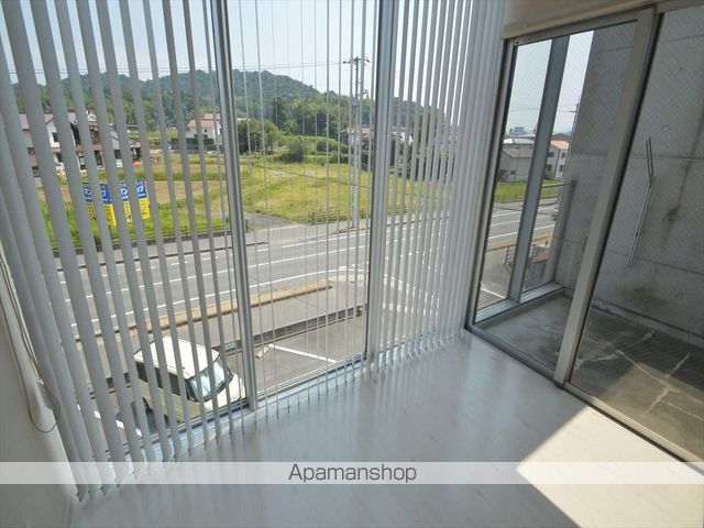 山陽本線 西条駅 徒歩39分 3階建 築20年の内装写真