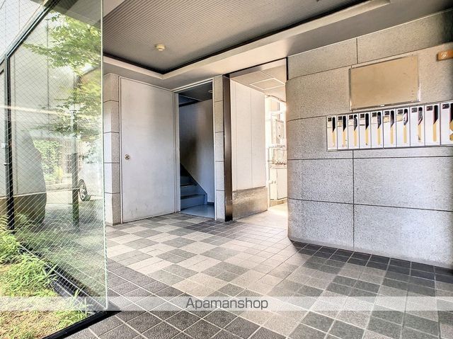 フォーティパルの玄関写真