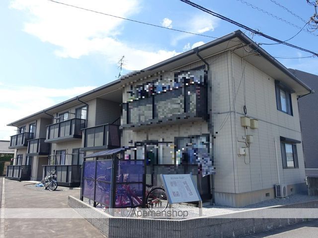 ラシェットエムザA棟の外観写真