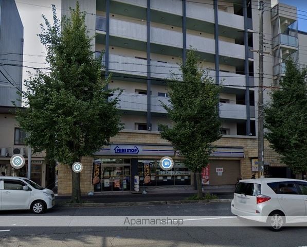 パインフィールド二条城の周辺写真