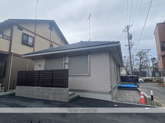 新居町借家の外観写真