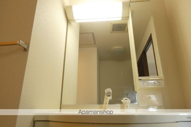 BOX K−81の内装写真