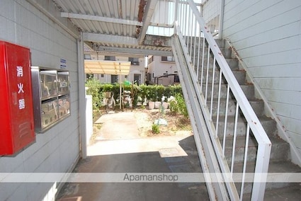 ゴールドハイツ[2LDK/45m2]の共用部3