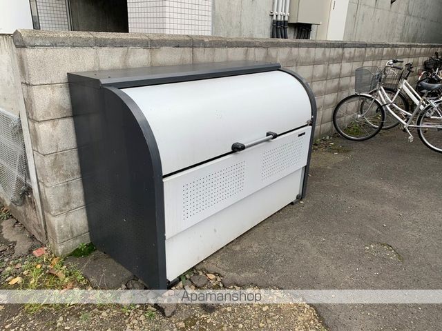 リズム澄川の玄関写真