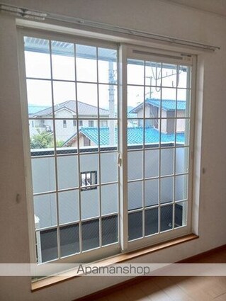 クリスタルコート[1LDK/42.8m2]のバルコニー