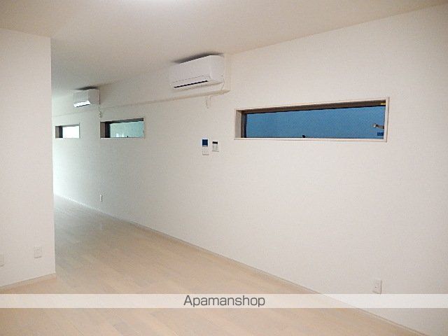 アビターレ新出来の内装写真