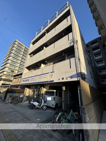 上原ビルの外観写真
