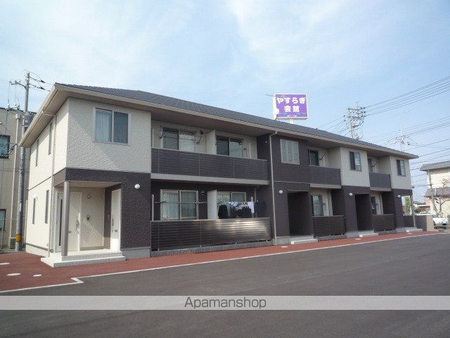 シャーメゾン中野開作 A棟の外観写真