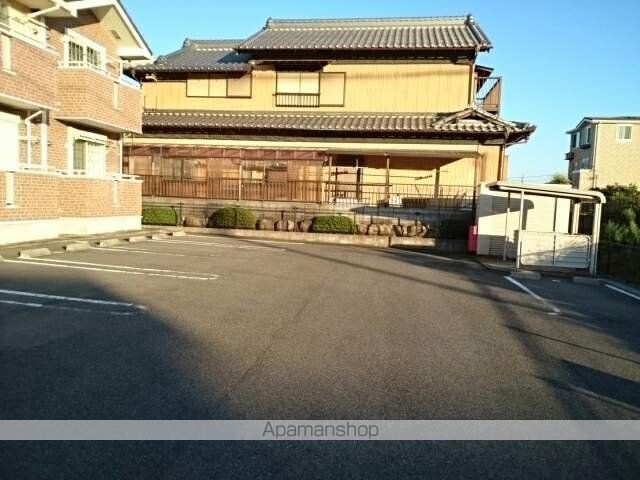 グラッド・Tのその他写真