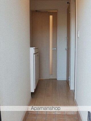 和歌山県和歌山市津秦[1R/32.94m2]の玄関