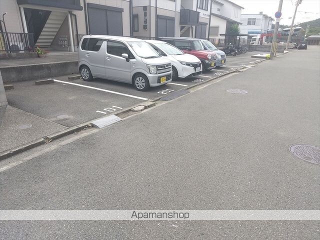 和歌山県和歌山市和歌浦南３丁目[3DK/46.6m2]の駐車場2