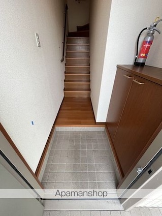 エミネンス小雑賀[3LDK/73.47m2]の玄関