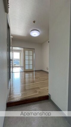 パルめじろ台西館[1K/20.73m2]の玄関