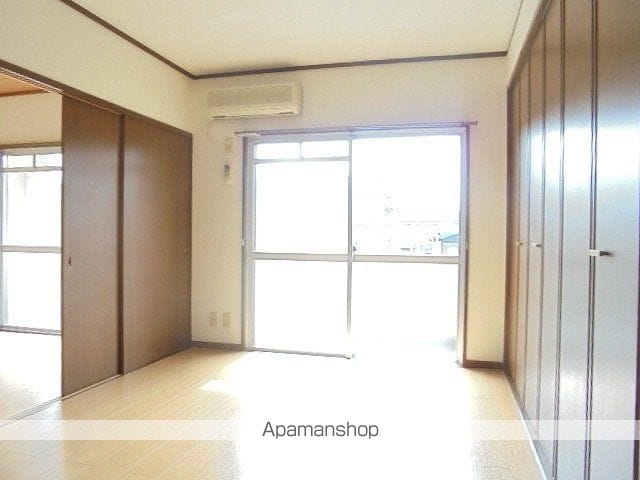 メゾンドユーメイクの内装写真