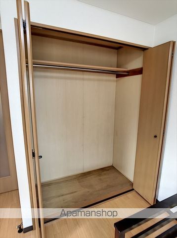 クラーレン ハウスの内装写真