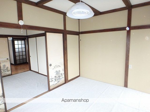 鎌田ハイツの内装写真