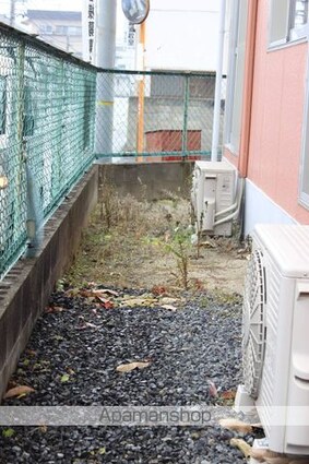 コーポ羽衣　Ｃシャルダン[2K/32.37m2]のバルコニー