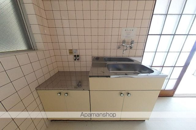 ロイヤルハイツ高須の内装写真