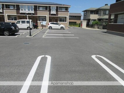 エーデルハイム　コセ　Ａ[1LDK/44.97m2]の駐車場3