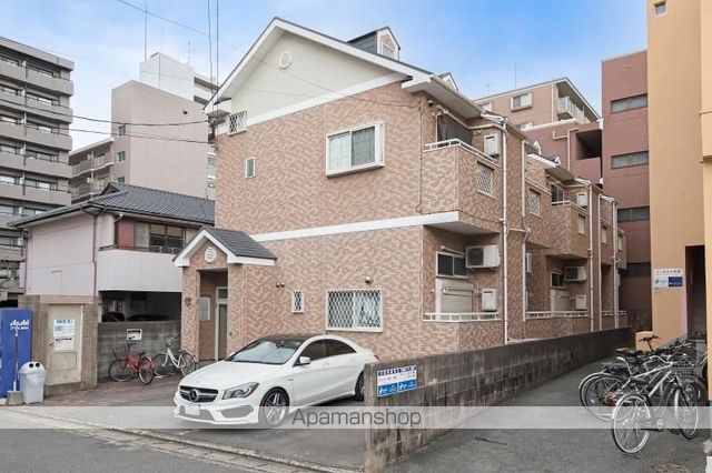 クレステージ平尾の玄関写真