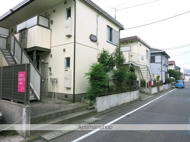 メゾンソレイユ第2の玄関写真