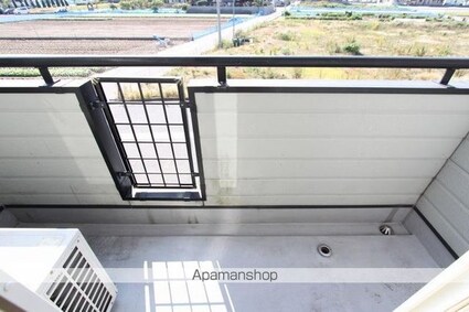 香川県高松市郷東町[1K/18m2]のバルコニー