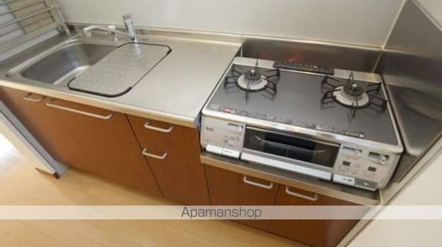 NEOクラレッドシティ A棟の内装写真