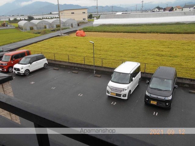 Nフィオーレ岡田の内装写真