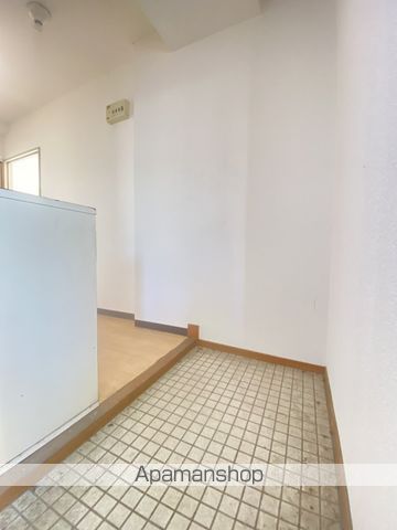 千足金広ビルの内装写真