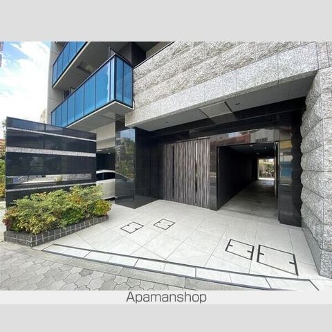 SーRESIDENCE天満GRACISの玄関写真