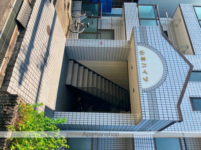山本ハイツの玄関写真