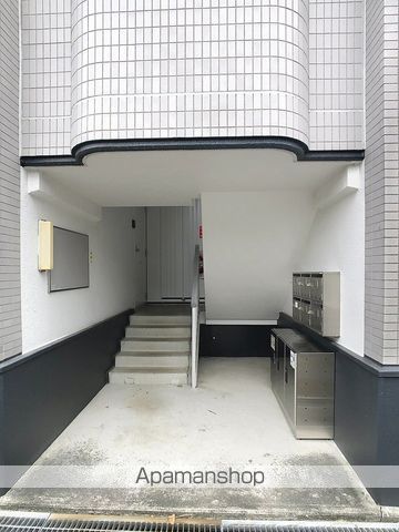ファミリープラザ鈴木の玄関写真