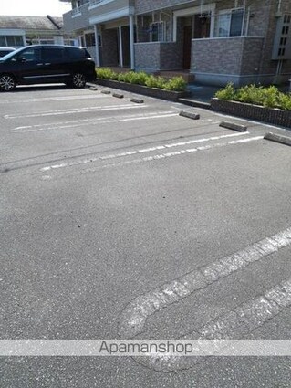 プリマベーラ　Ｂ[1LDK/46.09m2]の駐車場2