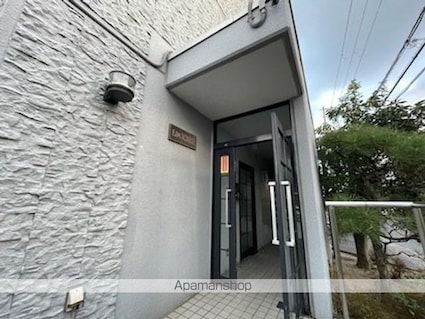 ＥＭ１０２２[1K/22m2]のエントランス2