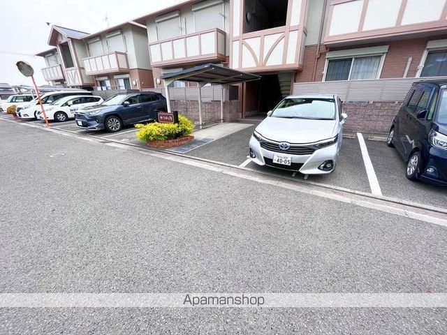 和歌山県和歌山市井辺[2LDK/52.6m2]の駐車場